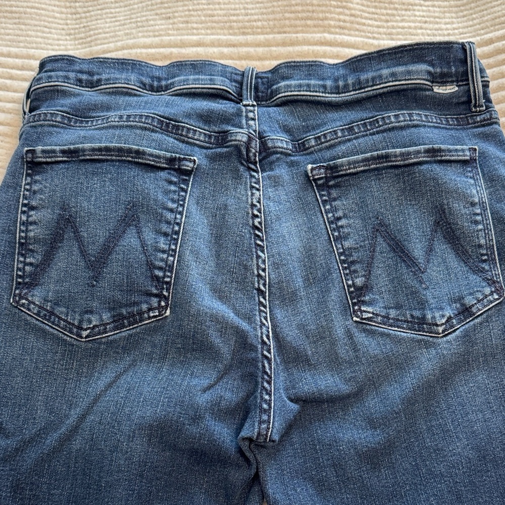 MOTHER Weekender Dark Blue Flare Jeans Size 33 - Picture 8 of 11